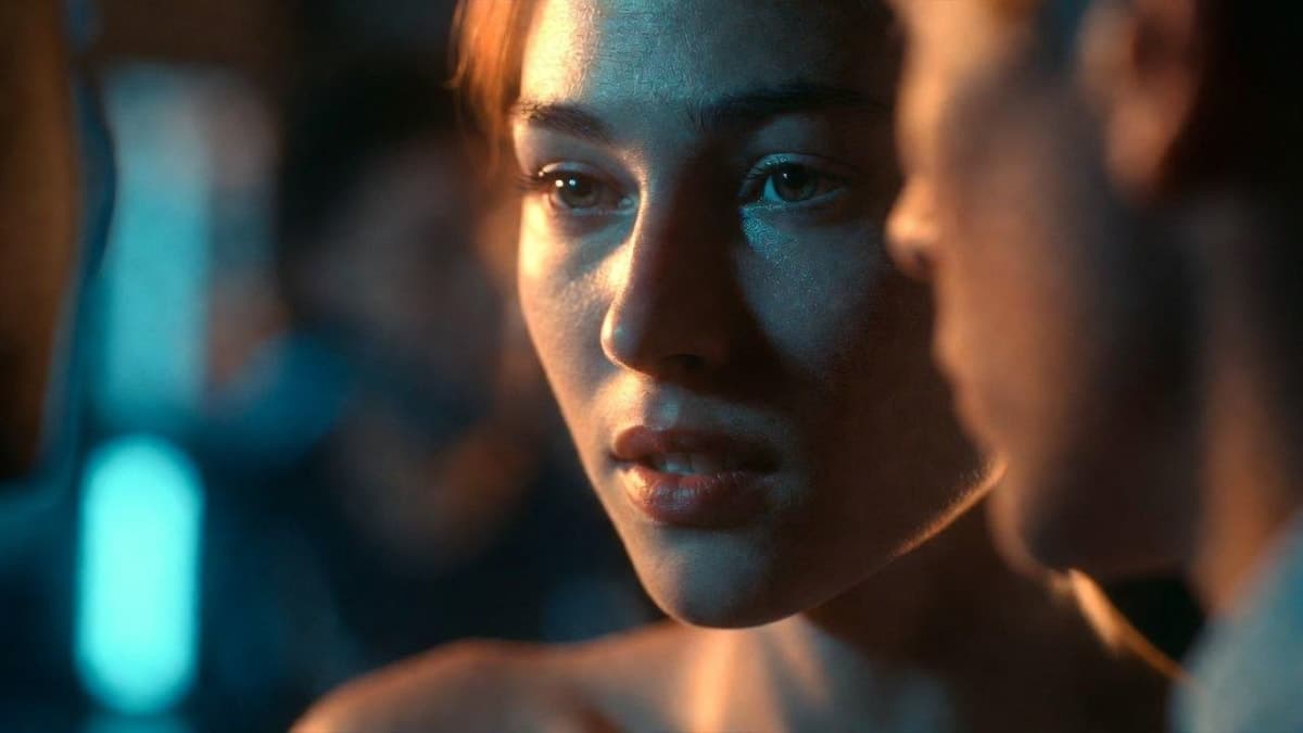 Digital human face rendered in real time showing nuanced emotional expressions during a live AI conversation